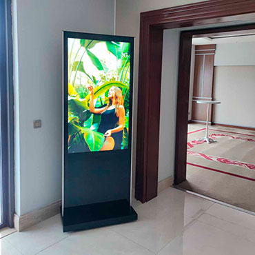 Tótem para interior no táctil de 55 pulgadas Yovisual